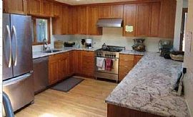 3 Bedrooms, 2 Baths 1870 Sqft in Edmonds, WA (Photo 5 of 6)