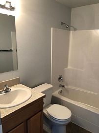 3 Bedrooms, 2 Baths 1400 Sqft in Moses Lake, WA (Photo 3 of 9)