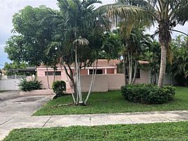 25 Nw 143rd St, Rent Is $900 and Deposit Is $900 in Miami, FL