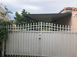 25 Nw 143rd St, Rent Is $900 and Deposit Is $900 in Miami, FL (Photo 2 of 11)