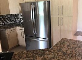 25 Nw 143rd St, Rent Is $900 and Deposit Is $900 in Miami, FL (Photo 7 of 11)