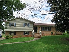 100 Calix Ct, Mauldin, Sc 29662 3 Beds 2 Baths 2,279 Sqft in Mauldin, SC