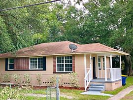 5514 Vernon Rd,Rent Is $700 and Deposit Is $700 in Jacksonville, FL