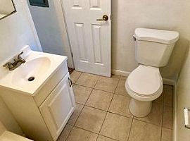 5514 Vernon Rd,Rent Is $700 and Deposit Is $700 in Jacksonville, FL (Photo 10 of 12)