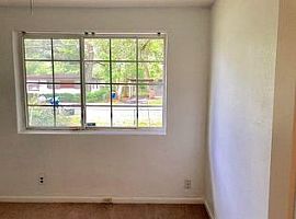 5514 Vernon Rd,Rent Is $700 and Deposit Is $700 in Jacksonville, FL (Photo 11 of 12)