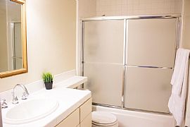1 Bed 1 Bath Near Apple Camous  in Santa Clara, CA (Photo 5 of 6)