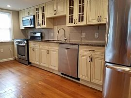 31 Fremont St, Providence, Ri 02906 2 Beds 1.5 Baths -- Sqft in Providence, RI (Photo 2 of 2)