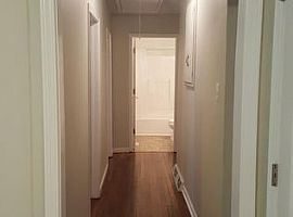 14 Merlocke Dr, Rent Is $700 and Deposit Is $700 in Greenville, SC (Photo 4 of 12)