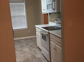 31 Bu1ckhaven Way,Rent Is $500 and Deposit Is $500 in Lexington, SC (Photo 4 of 12)