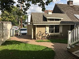 411 W Union St, West Chester, Pa 19382 5 Beds 2.5 Baths 2,500 S in West Chester, PA (Photo 2 of 3)