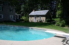 7201 Hamilton Blvd, Allentown, Pa 18195 1 Bed 1 Bath -- Sqft in Allentown, PA (Photo 2 of 2)