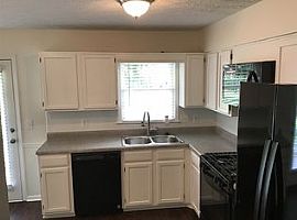 Beautiful Home For Rent  in Lawrenceville, GA (Photo 5 of 9)