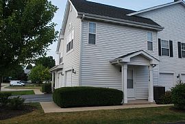2 Beds 2 Baths in Mundelein, IL