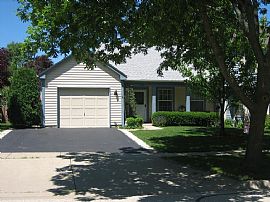 2 Beds 1.5 Baths in Mundelein, IL