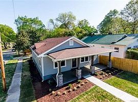 1701 Grace St, Charlotte, Nc 28205 3 Beds 2 Baths 1,504 Sqft in Charlotte, NC (Photo 4 of 4)