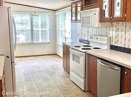 310 Resthome Rd, Wilkesboro, Nc 28697 3 Beds 2 Baths 1,323 Sqft in Wilkesboro, NC (Photo 4 of 12)