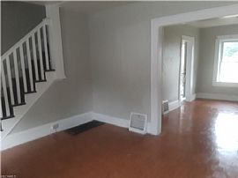 292 Nicholas Ct, Akron, Oh 44311 2 Beds 1 Bath -- Sqft in Akron, OH (Photo 2 of 2)