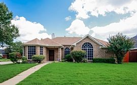 2308 Springfield Dr, Mesquite, Tx 75181 3 Beds 2 Baths in Mesquite, TX