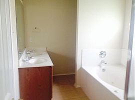 5708 Cobalt Ln, Killeen, Tx 76542 Rent $700 and Dep $700 in Killeen, TX (Photo 4 of 6)