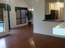 7178 Windbrook Ln, Corpus Christi, Tx 78414 3 Beds 2 Baths  in Corpus Christi, TX (Photo 4 of 9)