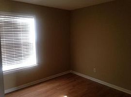 9898 Cherokee Dr, Olive Branch, Ms in Olive Branch, MS (Photo 8 of 10)