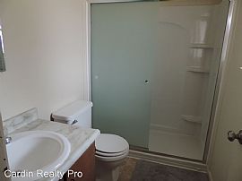 415 Maple St, Fernley, Nv 89408 in Fernley, NV (Photo 10 of 11)