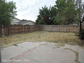415 Maple St, Fernley, Nv 89408 in Fernley, NV (Photo 8 of 11)