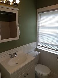 32 Overlook Rd, White Plains, Ny 10605 3 Beds 1.5 Baths 1,720 S in White Plains, NY (Photo 3 of 4)