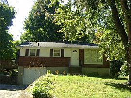 12 Echo Ln, Newburgh, Ny 12550 3 Beds 1 Bath 1,036 Sqft in Newburgh, NY