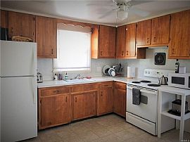 12 Echo Ln, Newburgh, Ny 12550 3 Beds 1 Bath 1,036 Sqft in Newburgh, NY (Photo 3 of 4)
