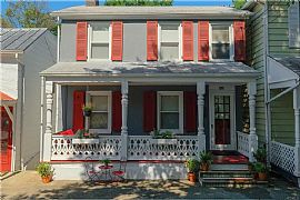 30 S Ferris St, Irvington, Ny 10533 3 Beds 1.5 Baths 1,512 Sqft in Irvington, NY