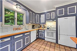 37 Lower Salem Rd, South Salem, Ny 10590 3 Beds 2 Baths 2,505 S in South Salem, NY (Photo 4 of 6)