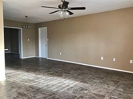 431 Veronica Ave Ne, Rent Is $1000 Amd Deposit Is $1000 in Palm Bay, FL (Photo 8 of 10)