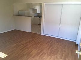 Oxnard St Van Nuys in Van Nuys, CA