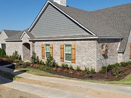 3 Beds 2 Baths in Fayetteville, AR