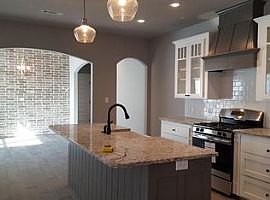 3 Beds 2 Baths in Fayetteville, AR (Photo 3 of 7)