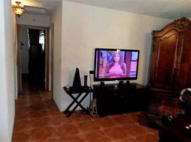 1119 Ne 8th St, Rent Is $1000 Amd Deposit Is $1000 in Hallandale Beach, FL (Photo 5 of 11)