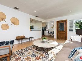 Affordable Single Family House in Los Angeles, CA (Photo 6 of 12)