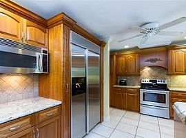 Sw 6th St Plantation, Fl 33317 4 Beds 3 Baths -- Sqft in Plantation, FL (Photo 8 of 11)