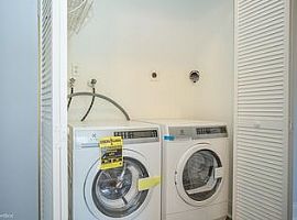 Pin Oak St Hollywood, Fl 33019 3 Beds 2 Baths -- Sqft in Hollywood, FL (Photo 8 of 10)