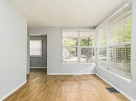 1213 Parkview Dr, Columbus, Oh 43229 Rent$700 and Dep $700 in Columbus, OH (Photo 3 of 7)