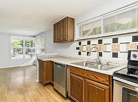 1213 Parkview Dr, Columbus, Oh 43229 Rent$700 and Dep $700 in Columbus, OH (Photo 6 of 7)