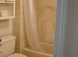 1000 Elmwood Ave, Columbus, Oh 43212 3 Beds 1 Bath in Columbus, OH (Photo 4 of 7)