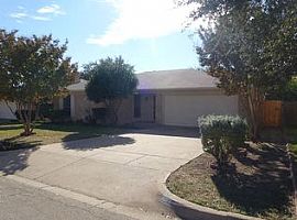 3 Beds 2 Baths For More Information Call (979) 493-0047 in Fort Worth, TX (Photo 11 of 11)