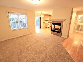 257 Cross Country Rd, Verona, Wi 53593 3 Beds 2.5 Baths in Verona, WI (Photo 5 of 8)