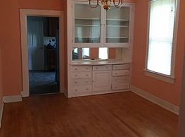 137 W Garfield Ave, Milwaukee, Wi 53212 Ren$800 and Dep$800 in Milwaukee, WI (Photo 9 of 9)