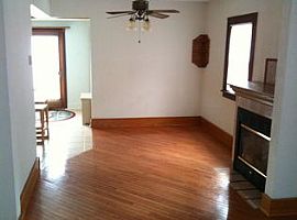 941 Sheridan Rd, Kenosha, Wi 53140 2 Beds 1.5 Baths in Kenosha, WI (Photo 2 of 7)