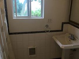 941 Sheridan Rd, Kenosha, Wi 53140 2 Beds 1.5 Baths in Kenosha, WI (Photo 6 of 7)