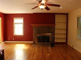 121 W Mall Rd, Glendale, Wi 53217 3 Beds 2 Baths in Glendale, WI (Photo 3 of 5)