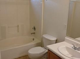 7227 N 72nd Ave, Glendale, Az 85303 in Glendale, AZ (Photo 7 of 11)